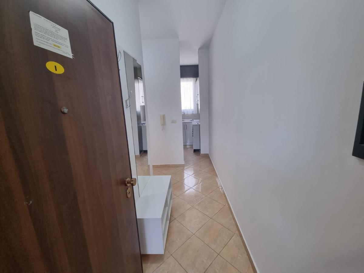 Bellavista Apartment Vlorë Esterno foto